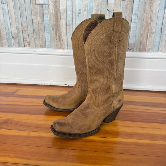 Ariat 9 Lively Western Boot Cowboy Cowgirl Leather Heeled Pull On Tan Leather - Picture 3 of 10